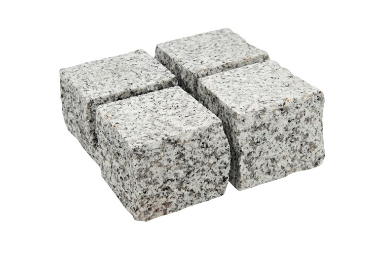 Pave granit gris clair 10x10x8 flam./ scie ou