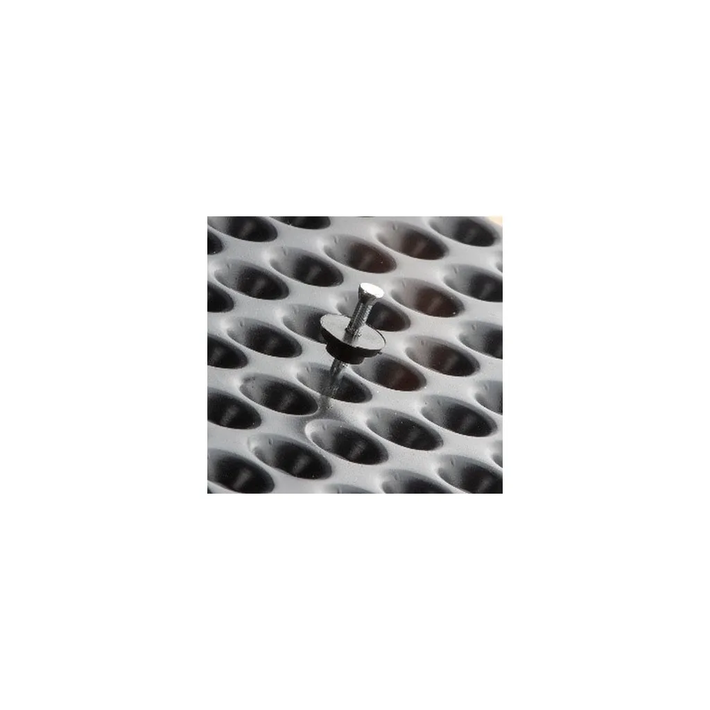 Bouton+clou pour pose protection fondation