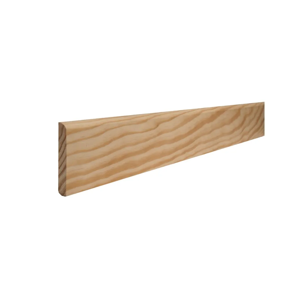 Plinthe en pin en 10/70 (9,3×67,5mm)