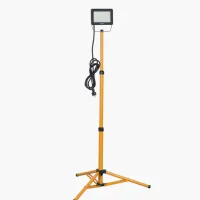 Projecteur portable chantier 50w sur pied