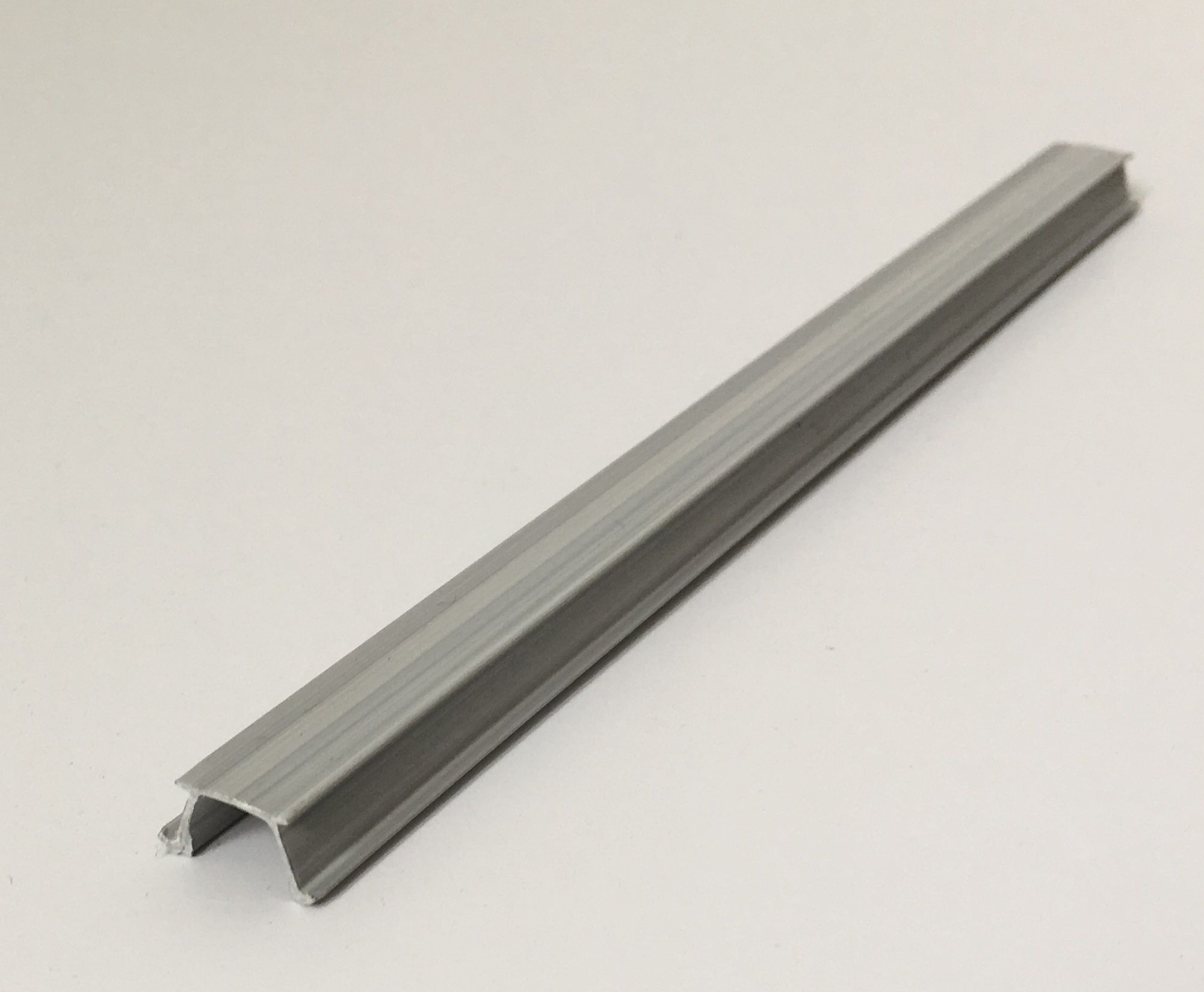 Profil goutte d&rsquo;eau larmier pvc